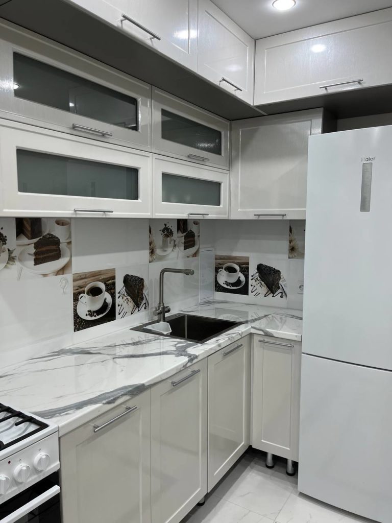 Кухня на индивидуальный заказ с фрезеровкой
