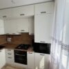 Угловая кухня с антресолями цвет белый + дерево