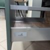 Кухонный гарнитур со встроенным холодильником