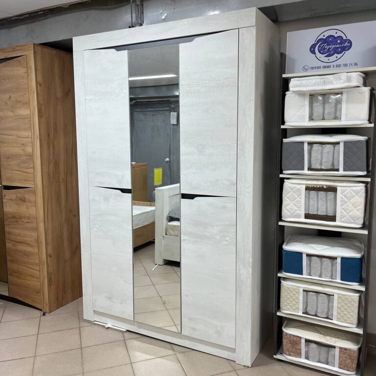 Спальный гарнитур Леонардо